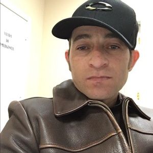 Meet your Posher, Gilberto